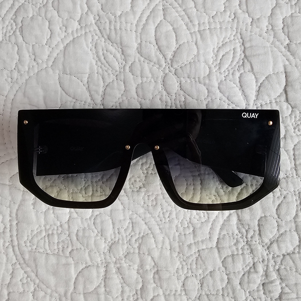 Quay Australia Black Sunglasses - Fully Booked